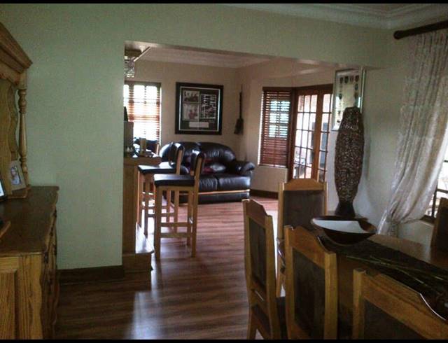 3 BEDROOM HOUSE RENTED IN CLIFTON HILL ESTATE